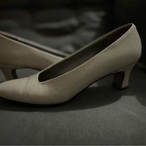 Magik by Amalfi Italian leather heel